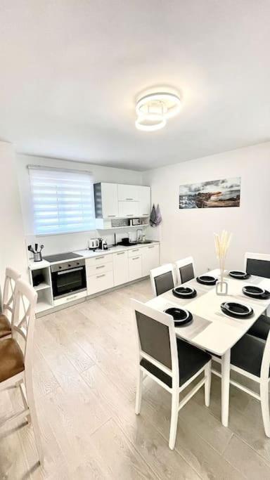 Apartman Dolcerosa Kotor Exteriör bild